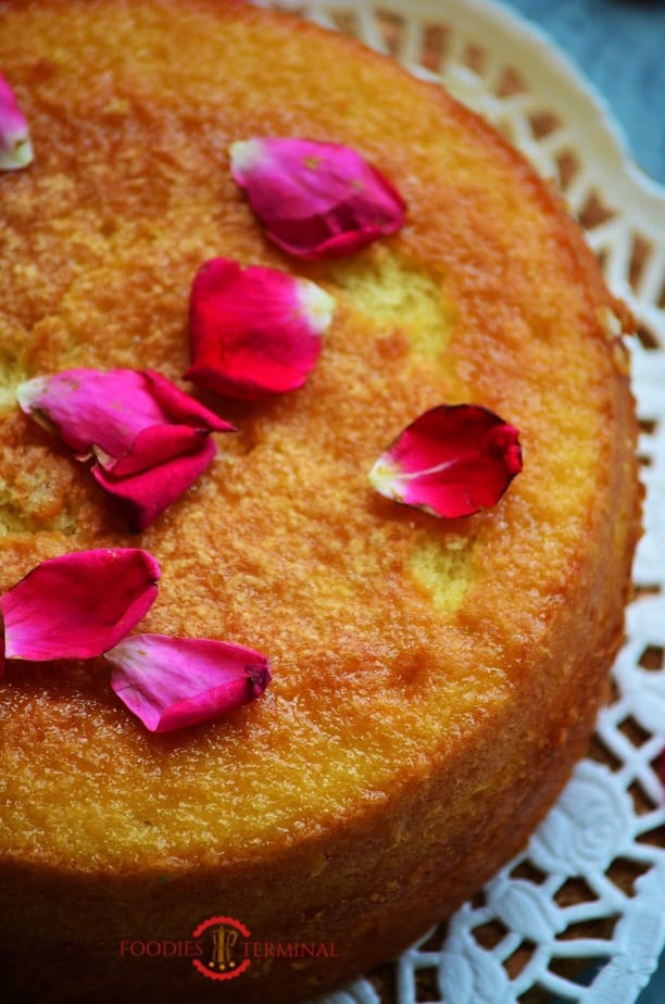 Baked hot milk cake served on a tray.