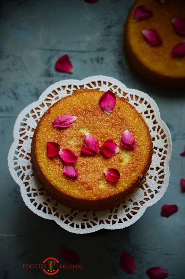 Baked hot milk cake served on a tray.