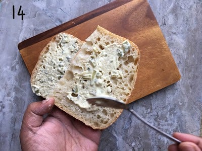 Tartar sauce applied to the bread.