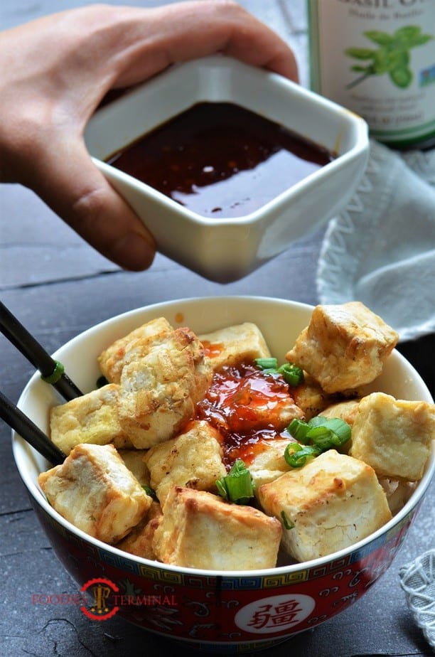 Crispy Air Fried Tofu served with sauce