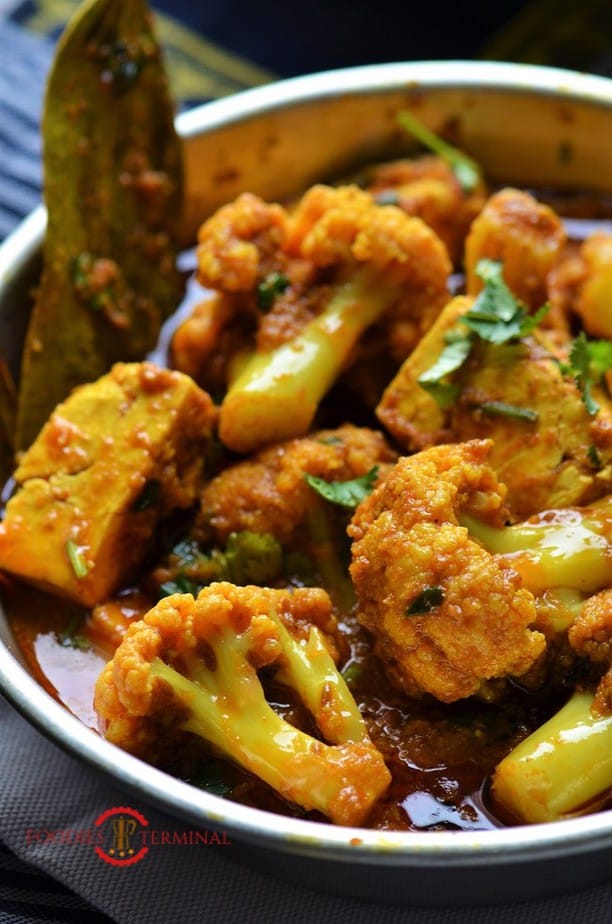 Paneer Gobi served in a rustic plate