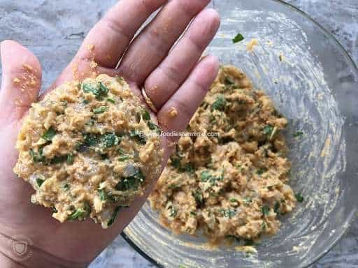 Shaping the batter in patty shape