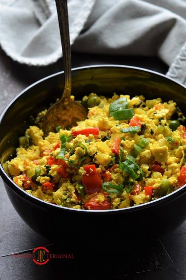 Vegan tofu scramble recipe with turmeric