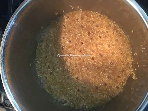 Cooking quinoa in broth