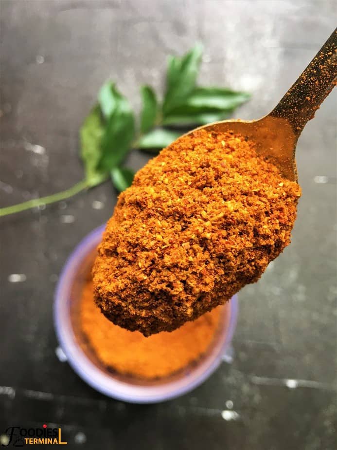 Madras Curry Powder Recipe made with whole spices