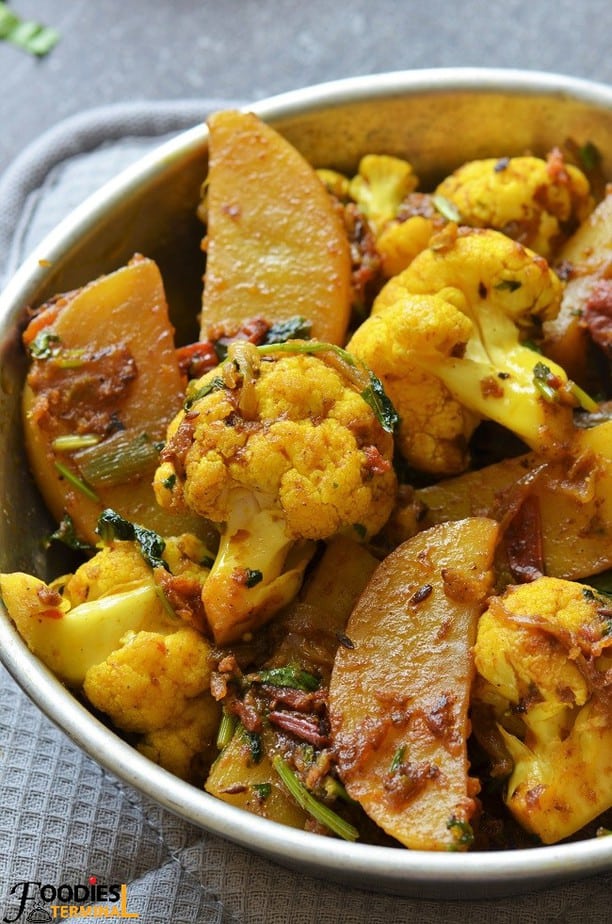 Aloo Gobi Dhaba Style served in plate closeup view