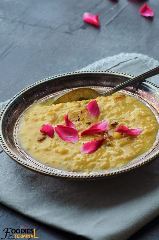 Mango rice kheer step by step with rosh petals