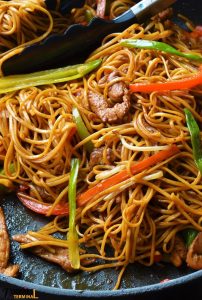 Authentic Chicken Lo Mein Recipe | P.F. Chang's Chicken Lo Mein ...