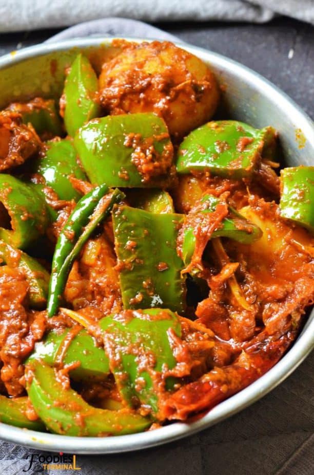 Indian Aloo Capsicum recipe with green bell peppers and potatoes