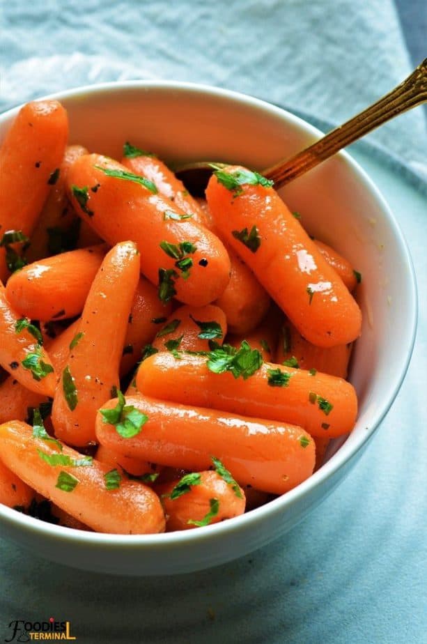 Instant Pot steamed carrots cooked with baby carrots