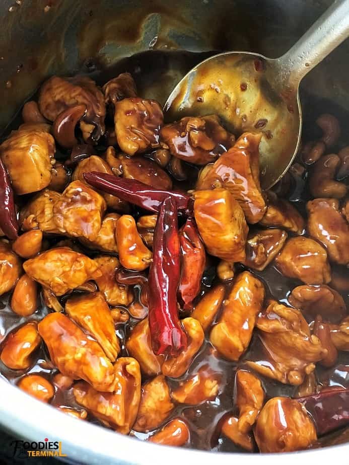 Instant Pot Cashew Chicken ready to serve 