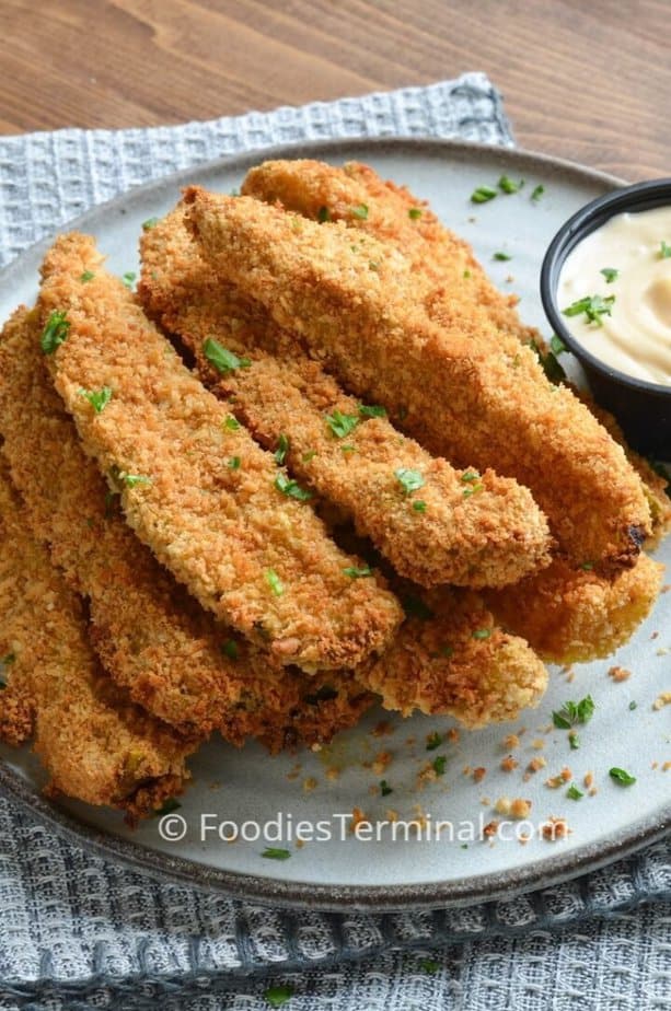 Air Fryer Pickle Spears » Foodies Terminal