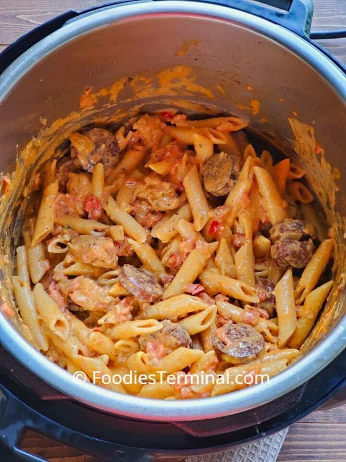 Instant Pot Cajun Chicken Pasta » Foodies Terminal